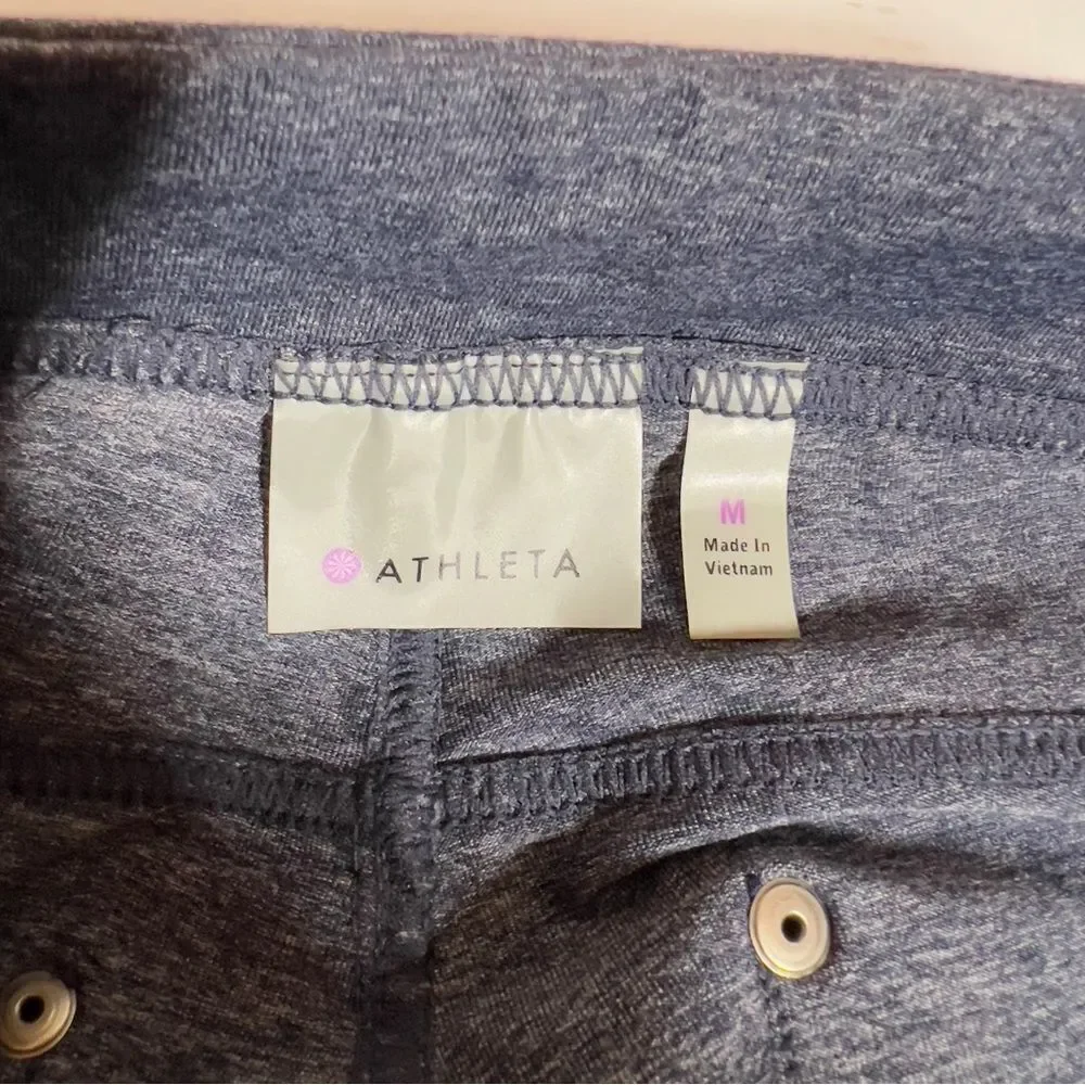 ATHLETA Capri Pants Sz. Medium - Picture 15 of 15